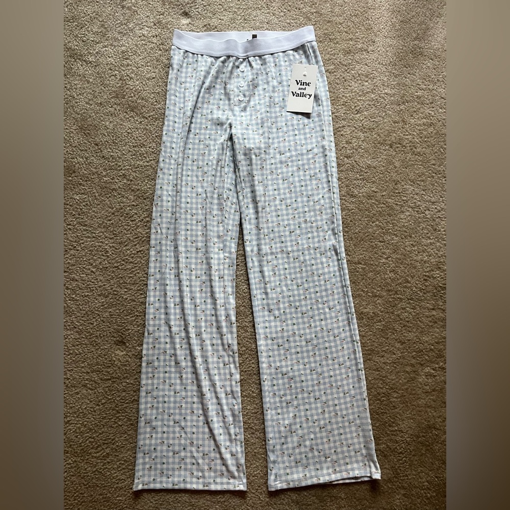 Vine and Valley Checkered Pajama Pants Size Medium NWT
